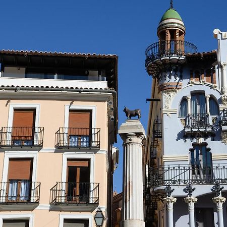 Apartamentos Plaza Del Torico Teruel Esterno foto