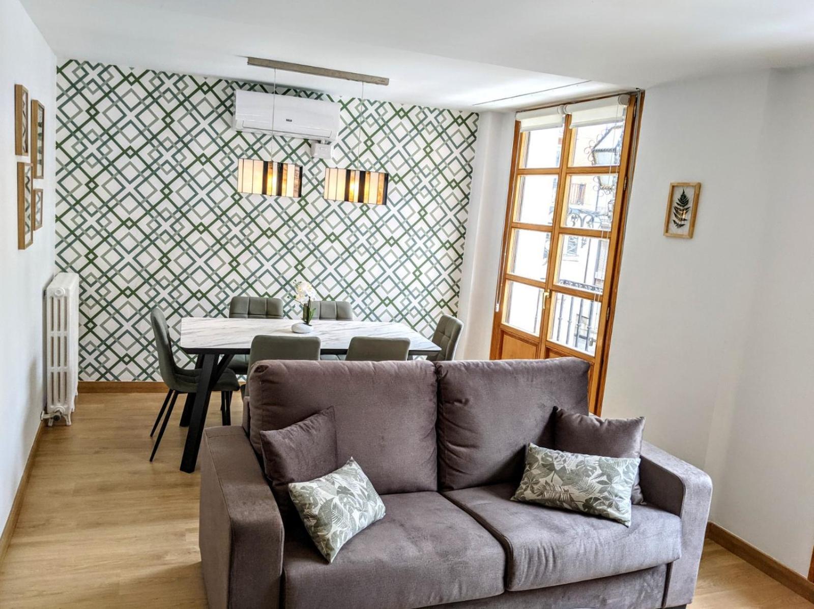 Apartamentos Plaza Del Torico Teruel Esterno foto