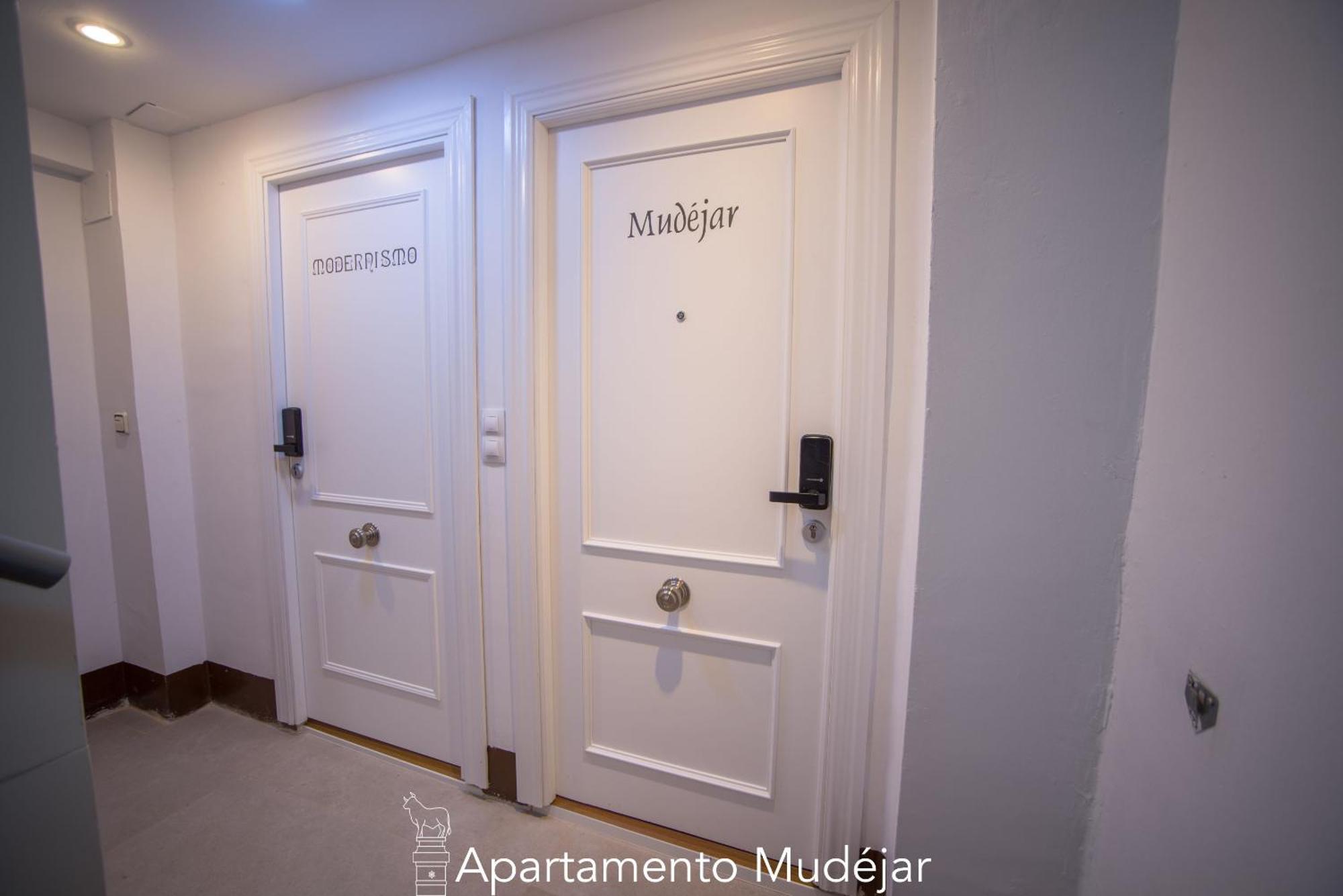 Apartamentos Plaza Del Torico Teruel Camera foto