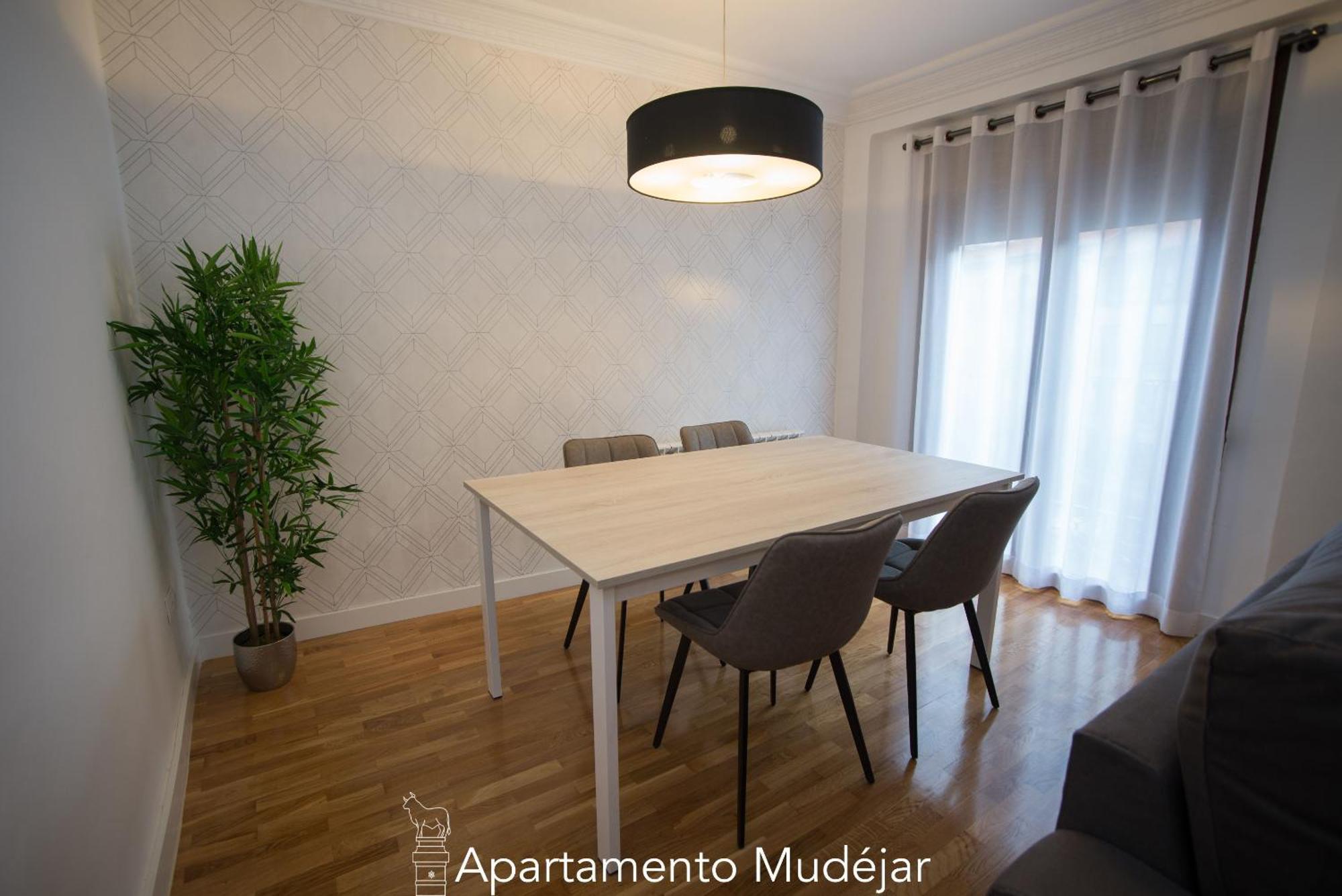 Apartamentos Plaza Del Torico Teruel Camera foto