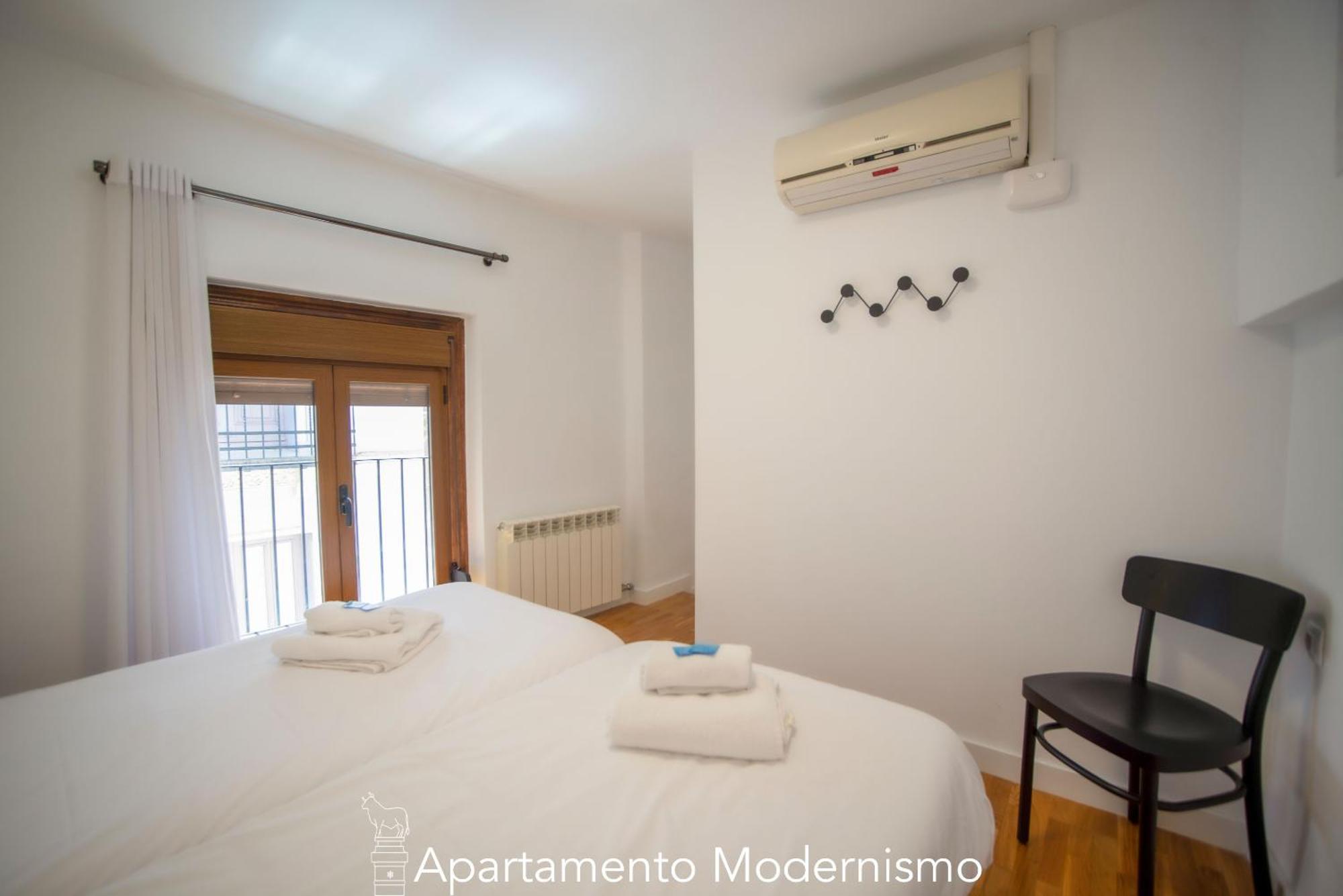 Apartamentos Plaza Del Torico Teruel Camera foto